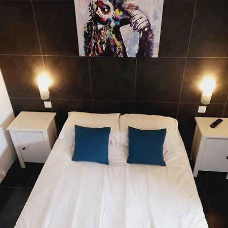 Hotel M&r